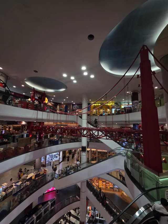 The crazy malls